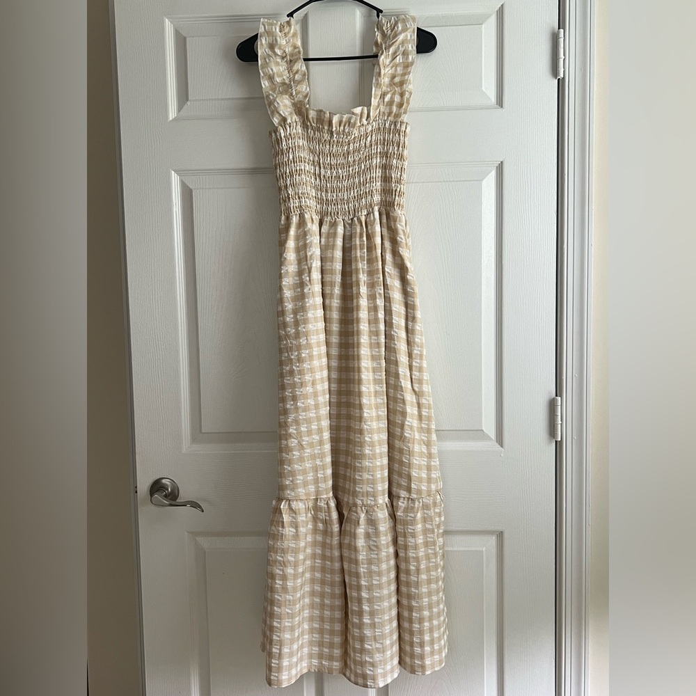 Chouyatou Tan & White Gingham Cottagecore Smocked Shirred Maxi Dress Medium - Picture 4 of 7
